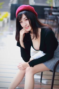 女生把筷子放屁眼里不能掉图片